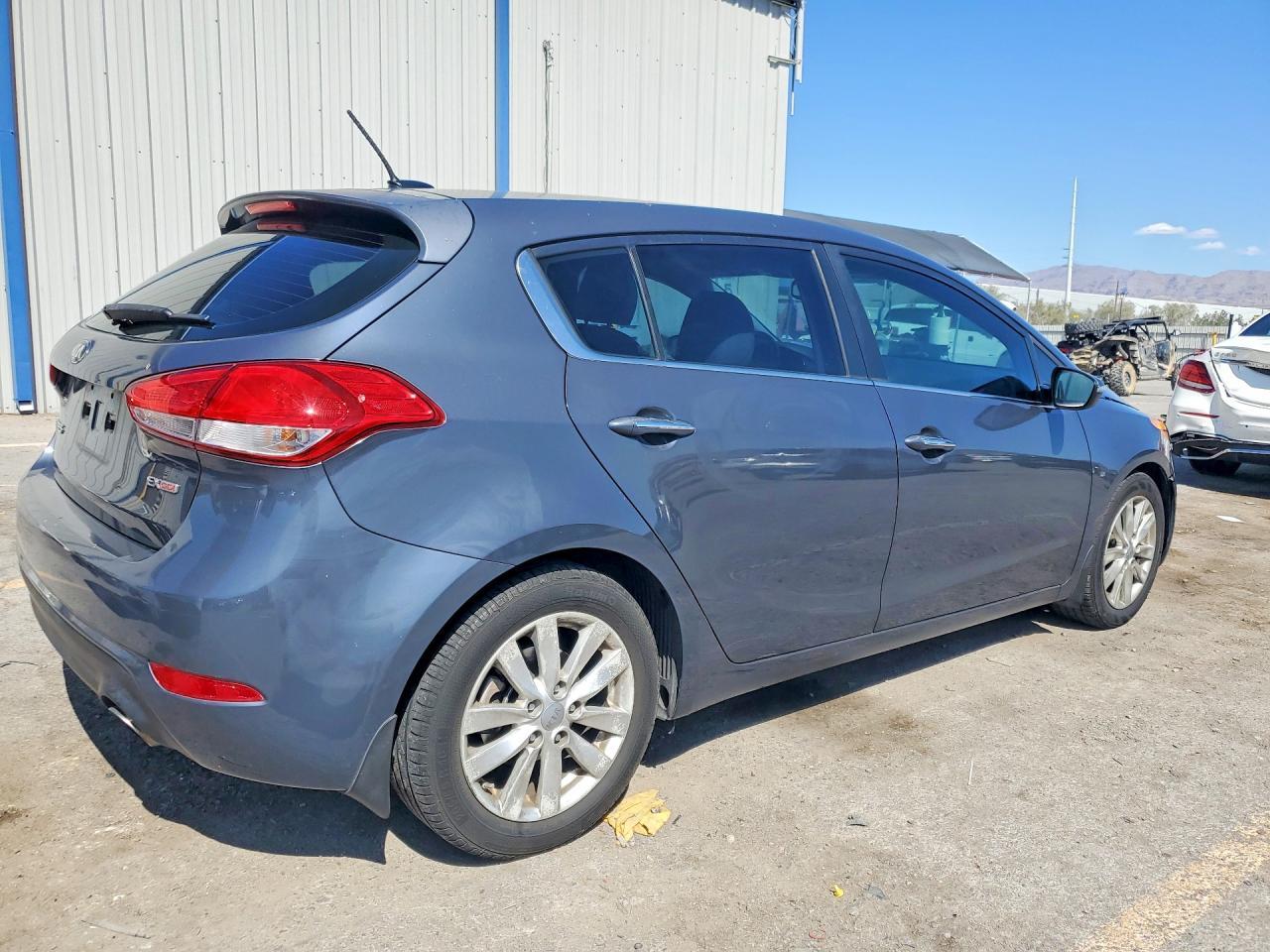 2015 KIA FORTE