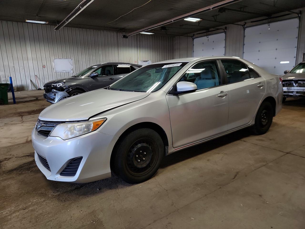 2013 TOYOTA CAMRY