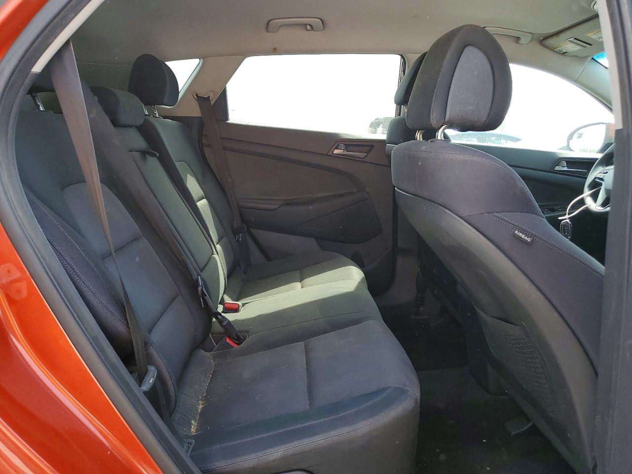 2016 HYUNDAI TUCSON