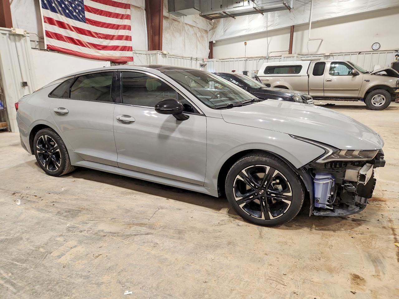 2021 KIA K5