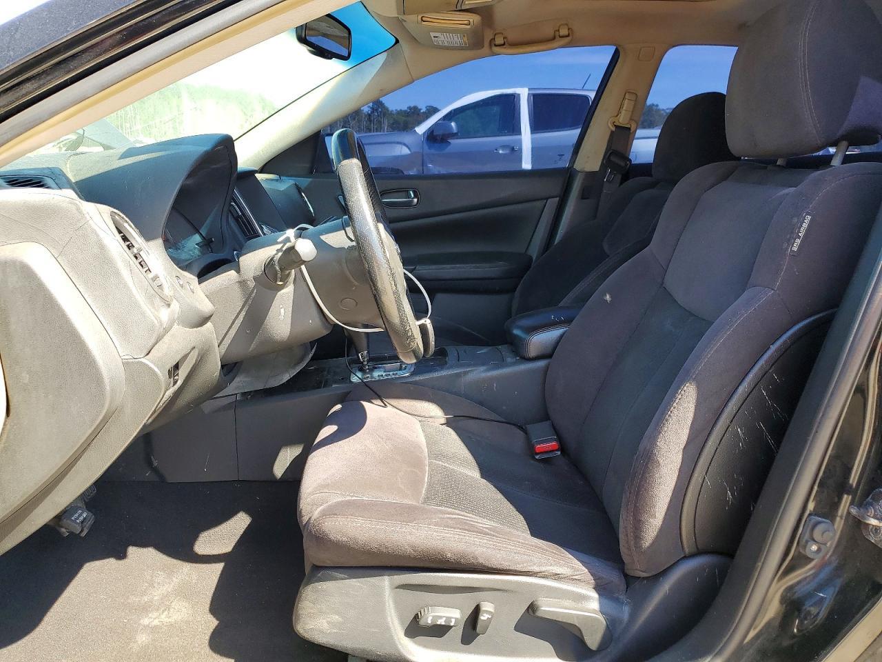 2009 NISSAN Maxima
