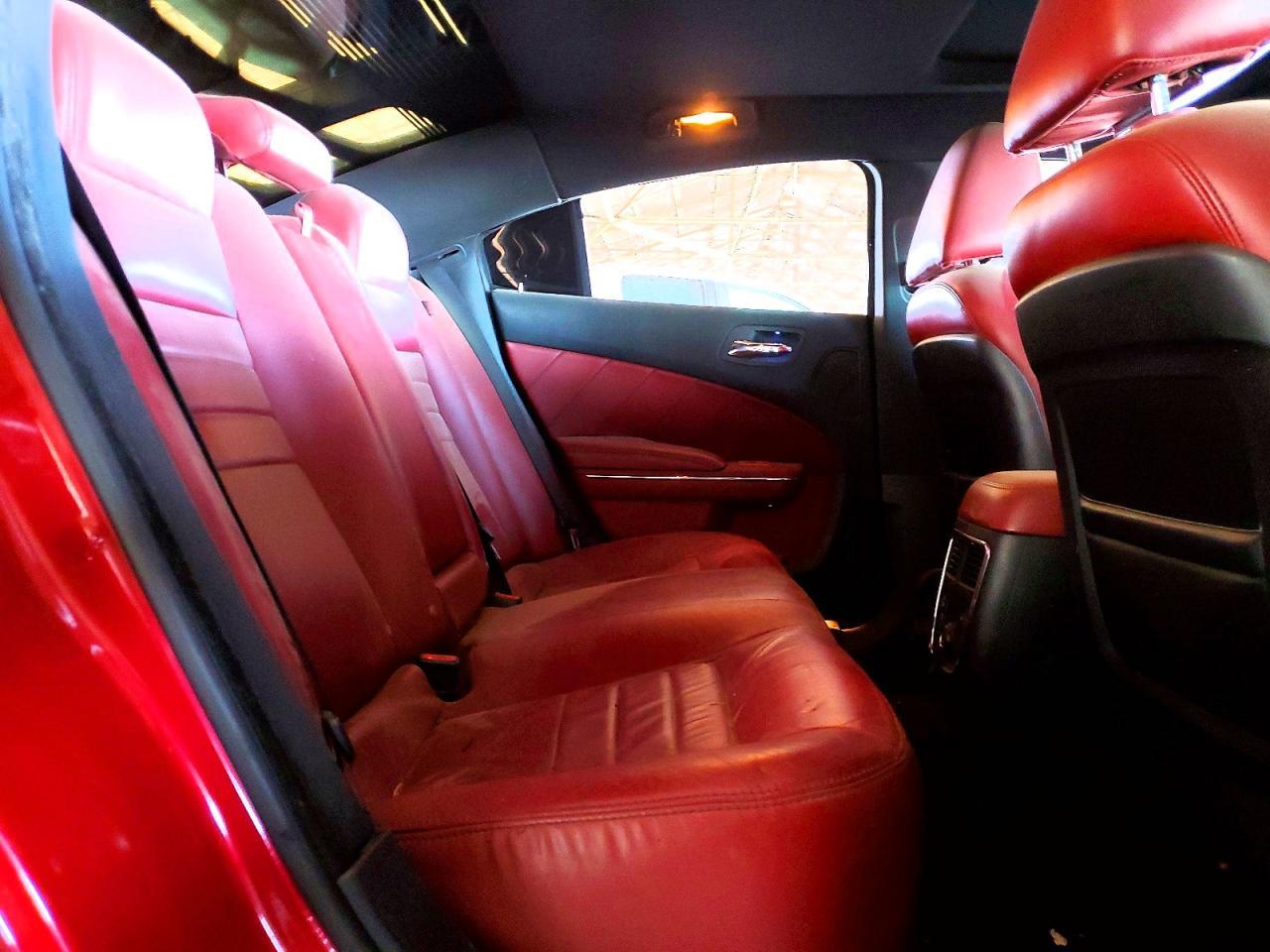 2011 DODGE CHARGER