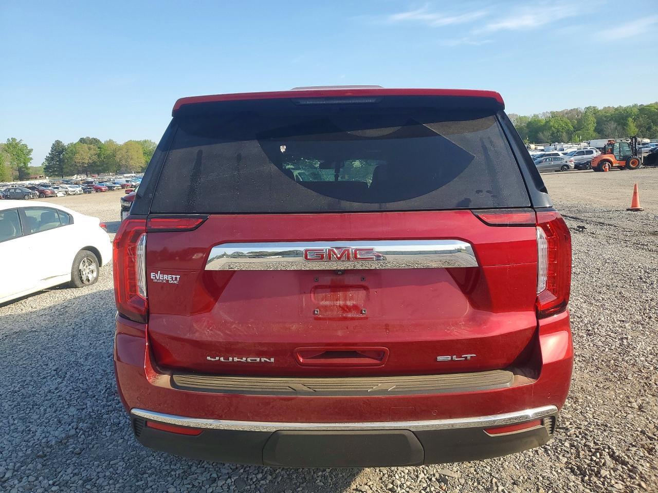 2023 GMC Yukon