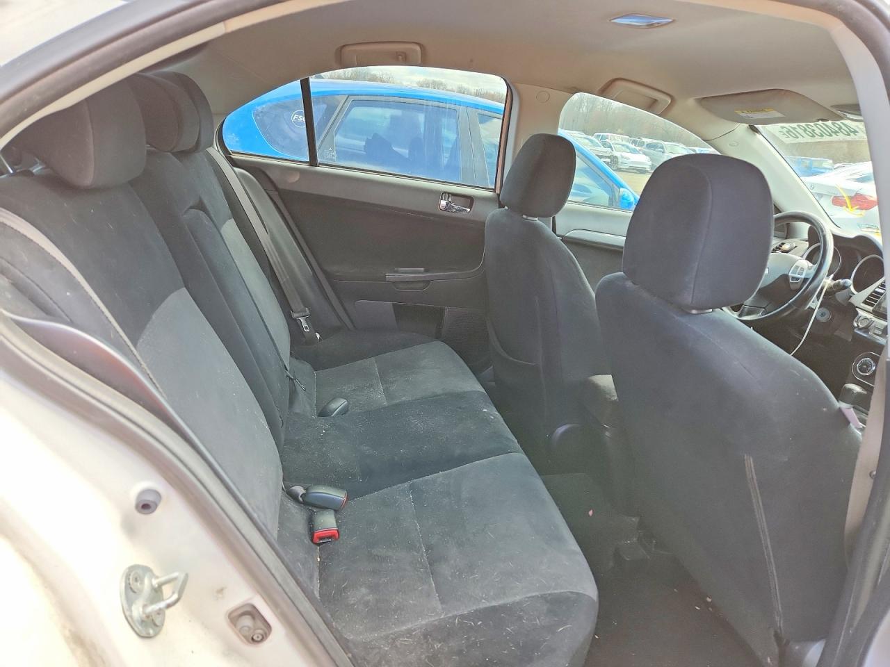 2010 MITSUBISHI LANCER