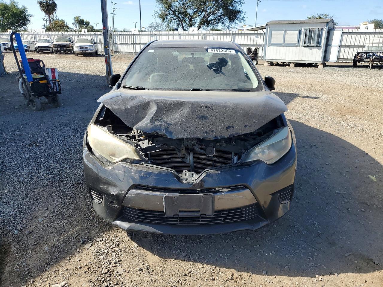 2016 TOYOTA COROLLA