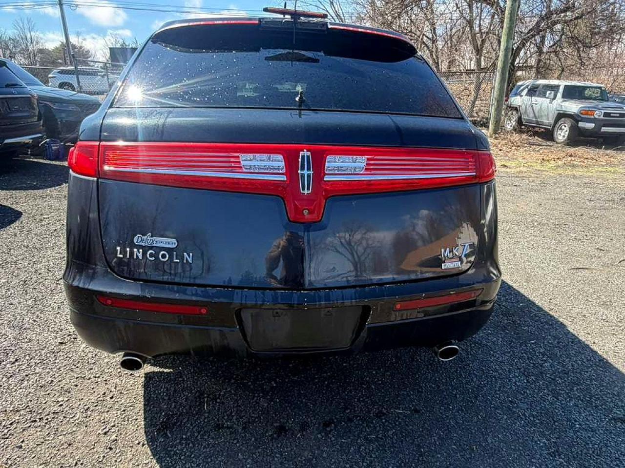 2013 LINCOLN MKT