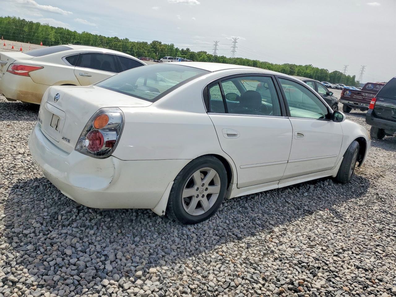 2003 NISSAN ALTIMA