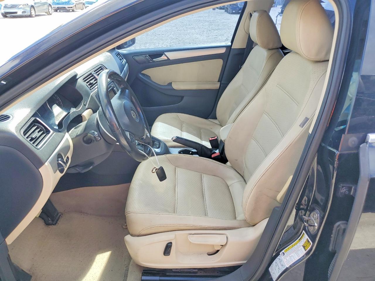2014 VOLKSWAGEN JETTA