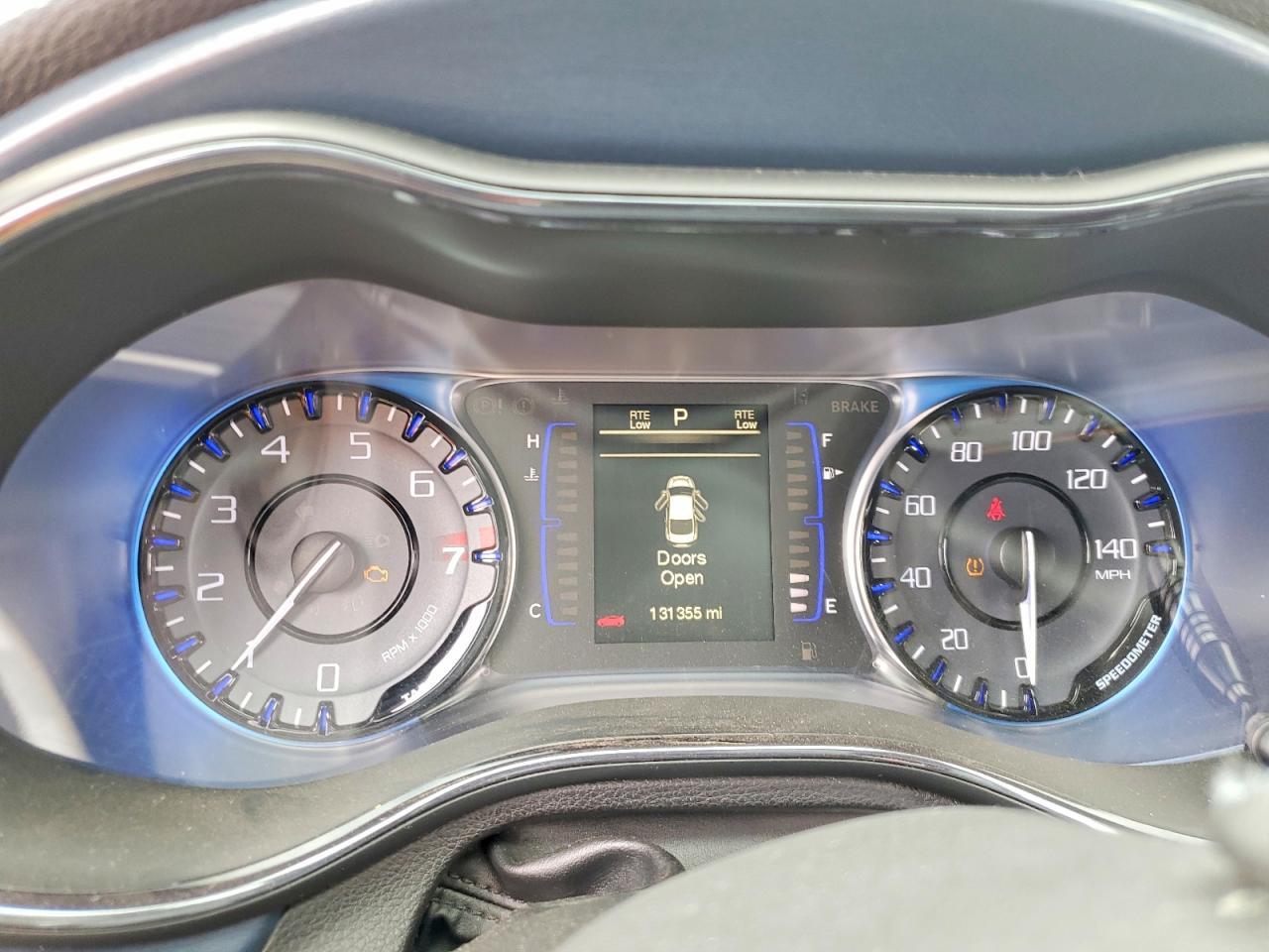 2015 CHRYSLER 200