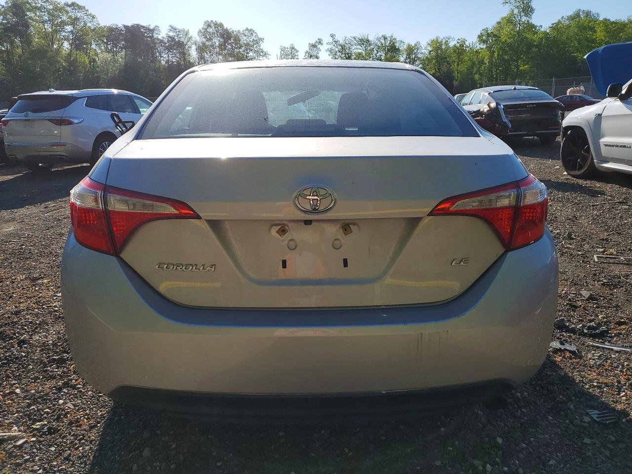 2015 TOYOTA COROLLA