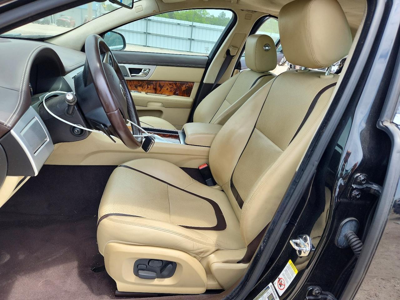 2015 JAGUAR XF
