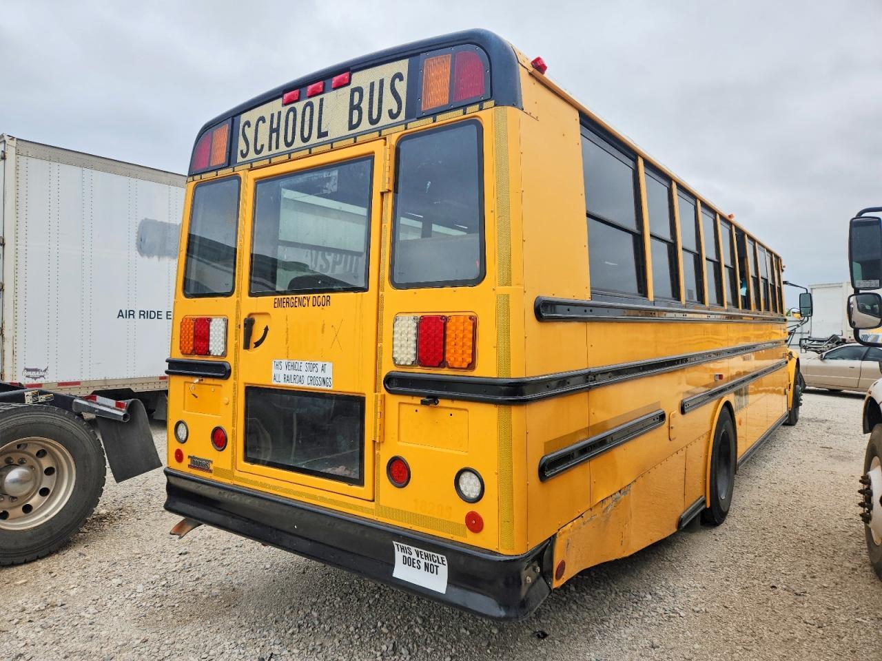 2011 THOMAS Saf-t-liner C2