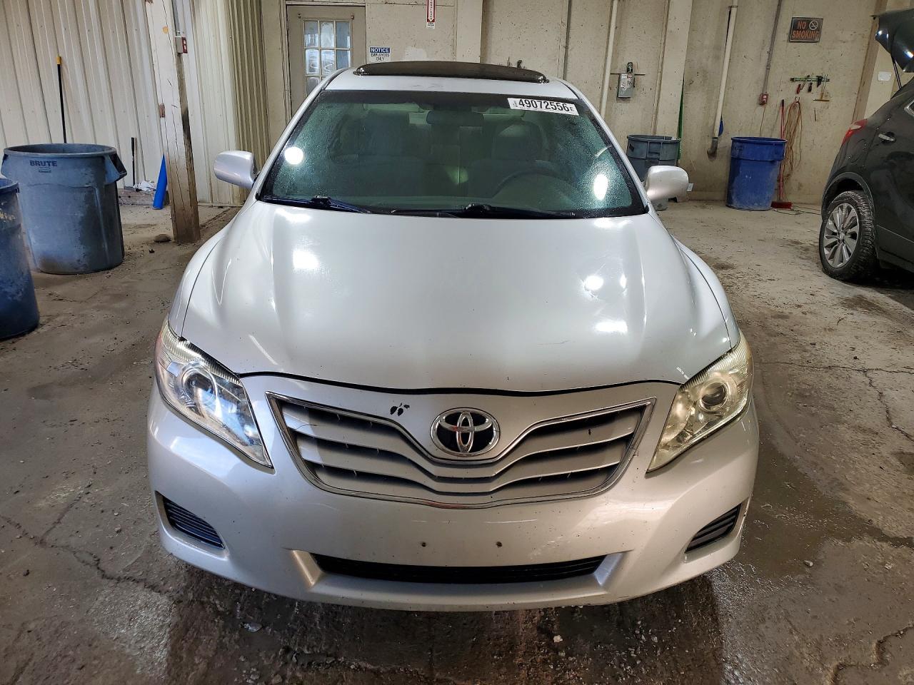 2011 TOYOTA CAMRY