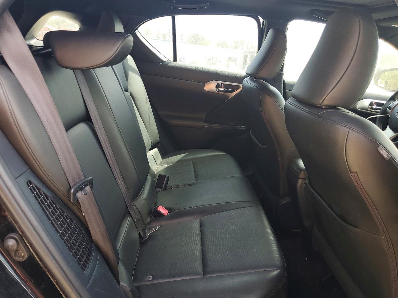 2013 LEXUS CT 200H