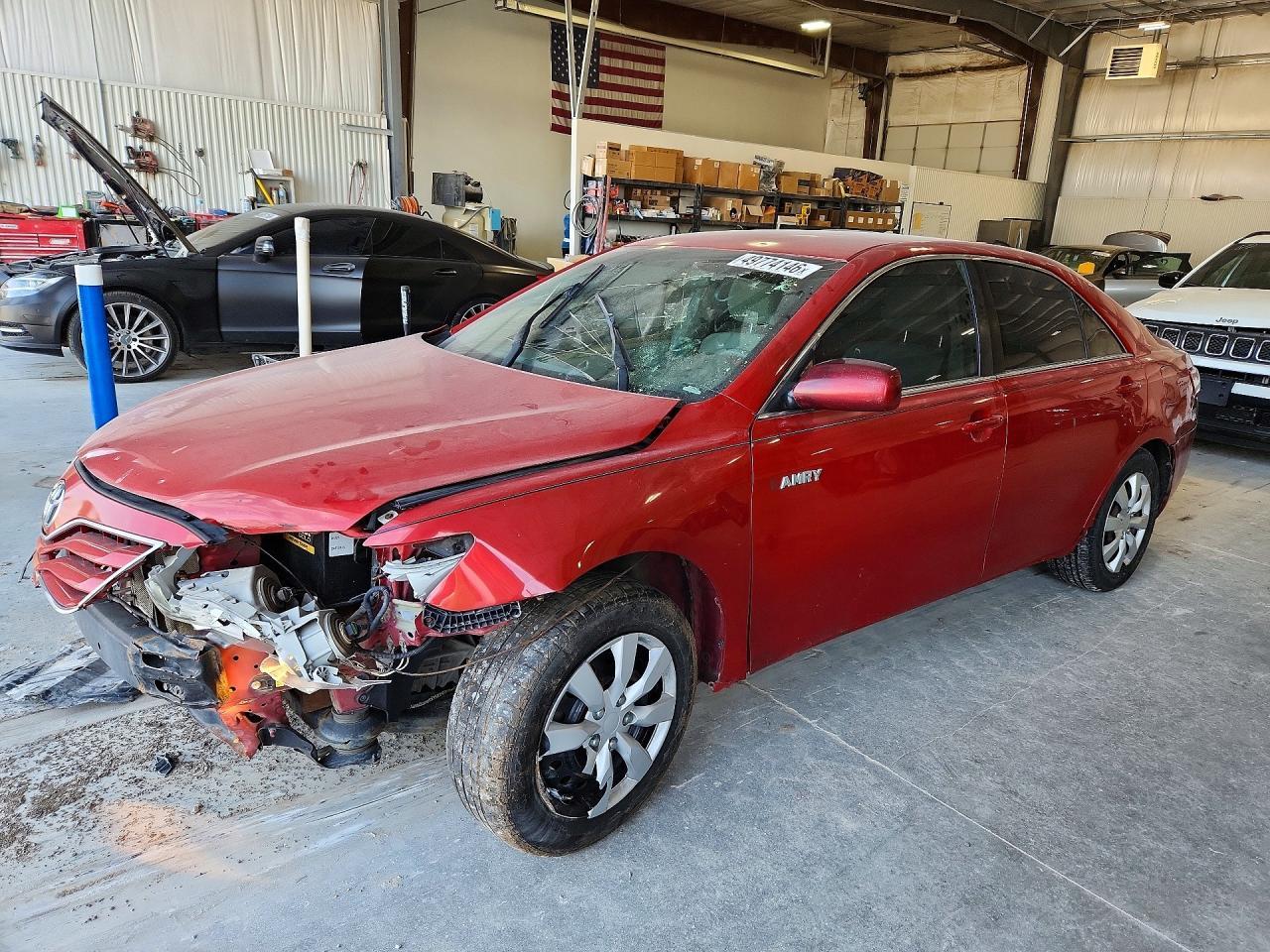 2011 TOYOTA CAMRY