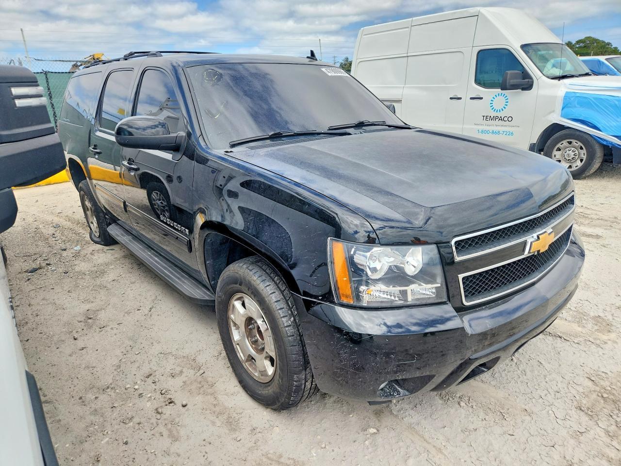 2014 CHEVROLET Suburban