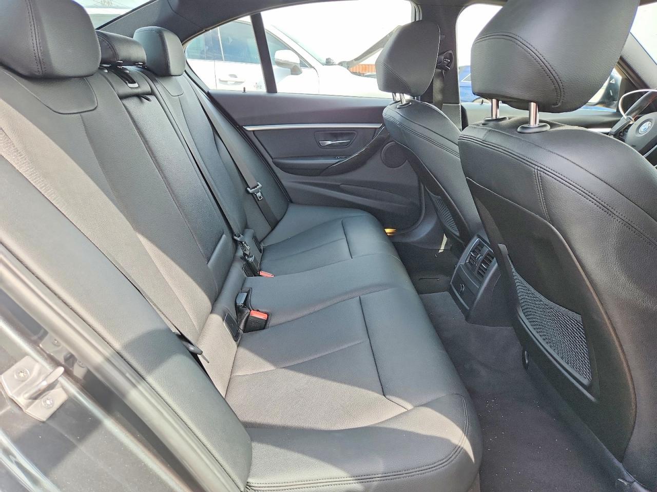 2018 BMW 3 SERIES