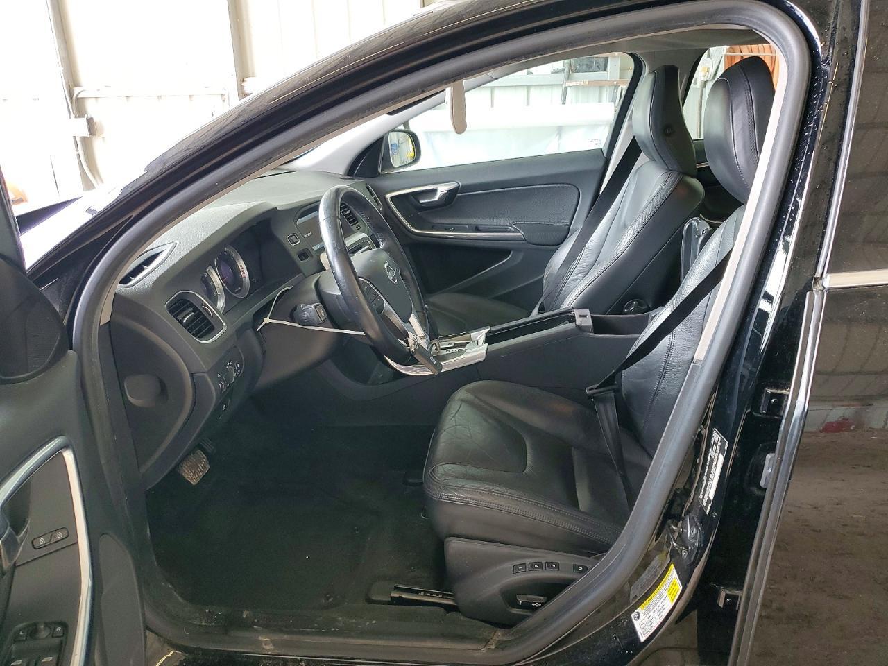2012 VOLVO S60