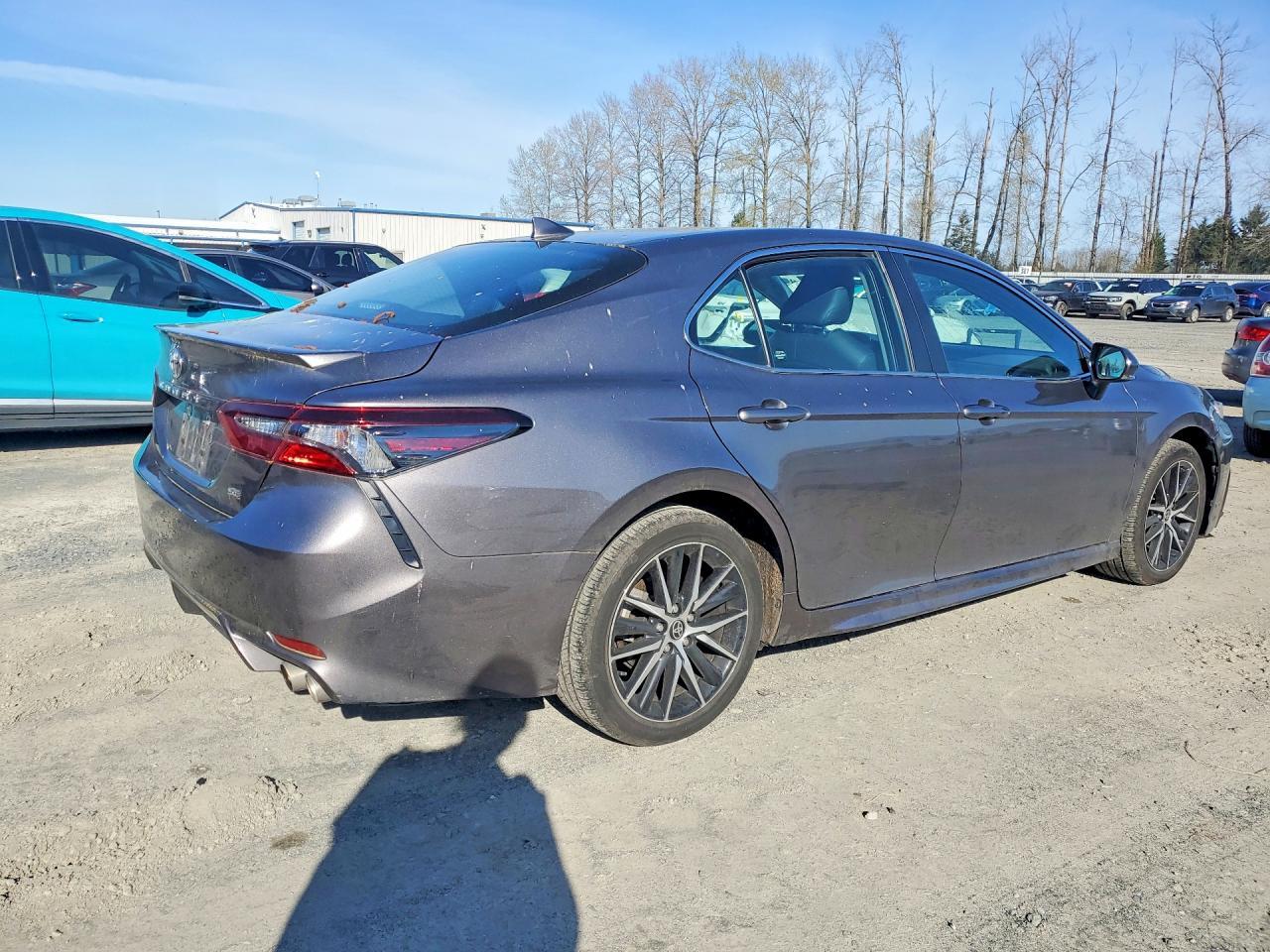 2024 TOYOTA CAMRY