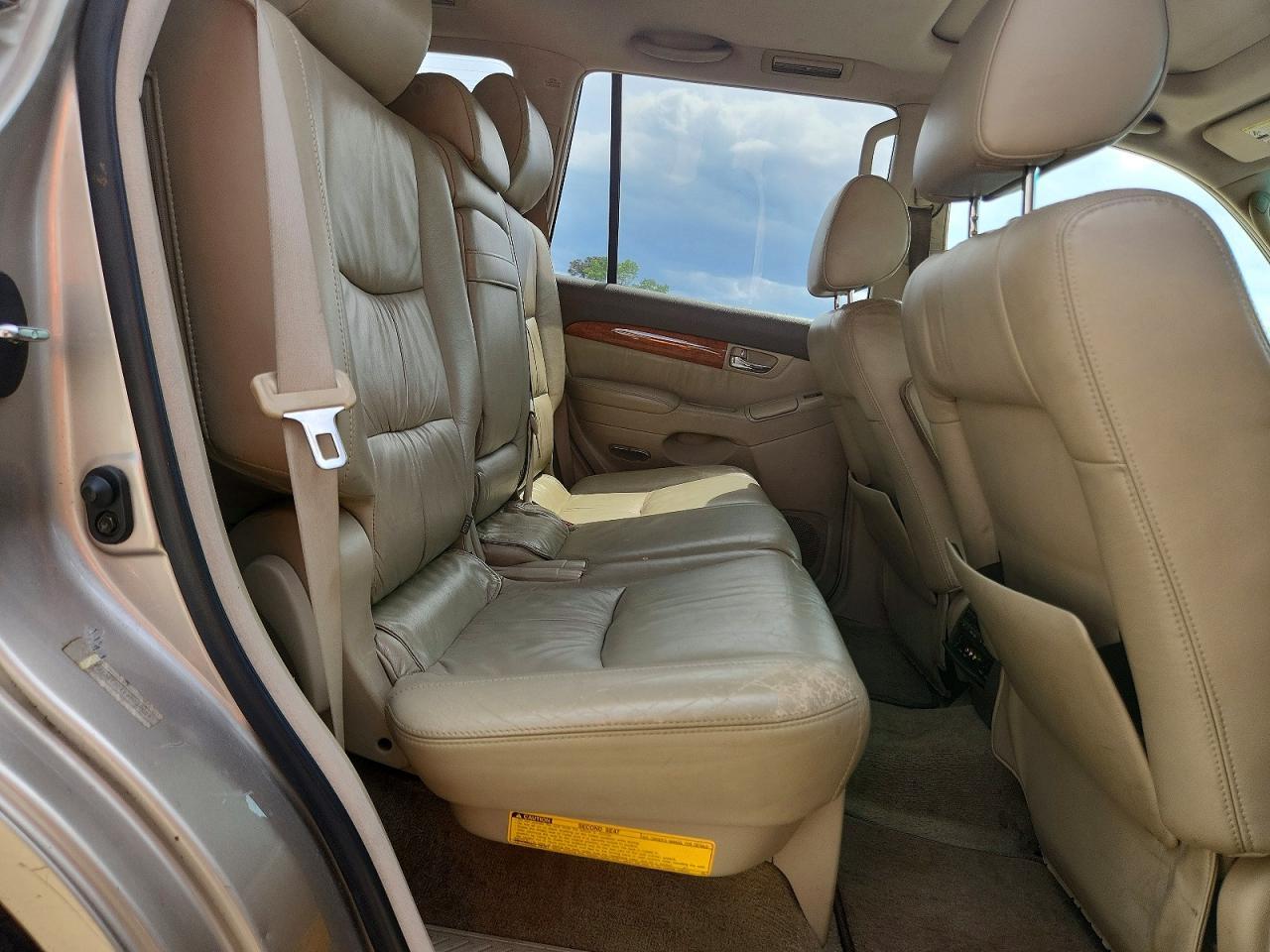 2004 LEXUS Gx 470