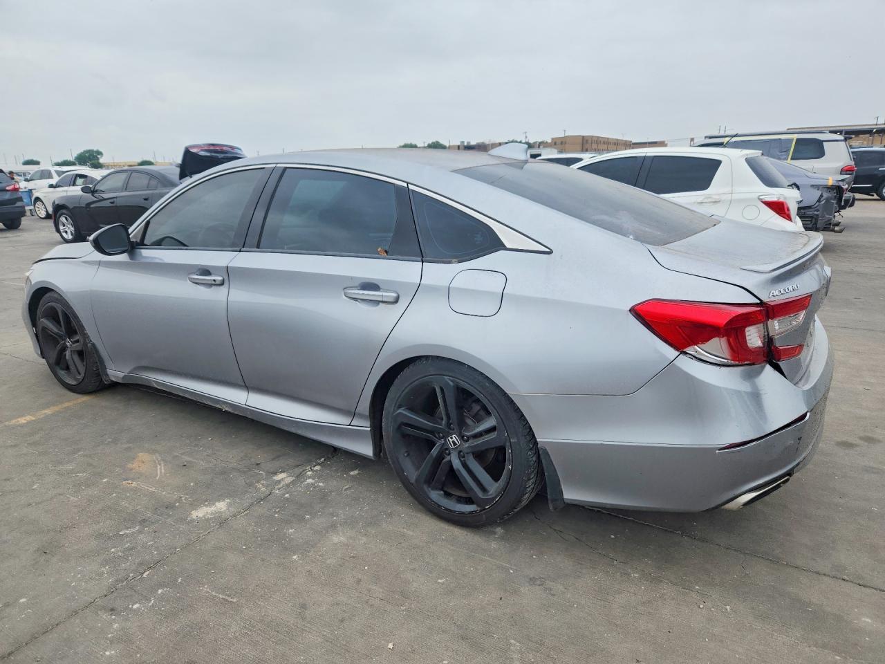 2018 HONDA ACCORD