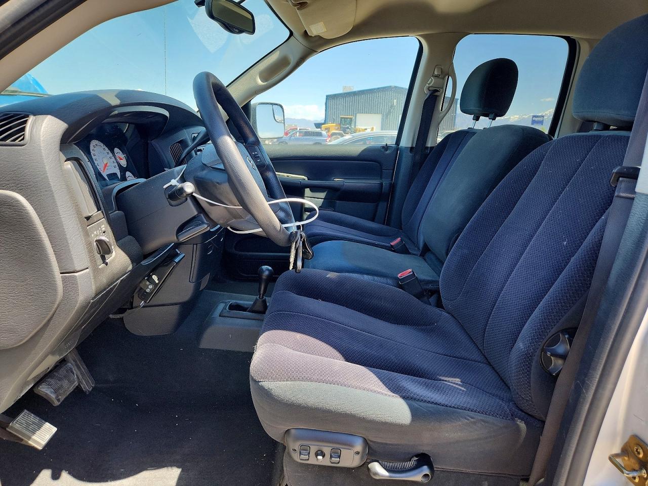2004 DODGE RAM 1500