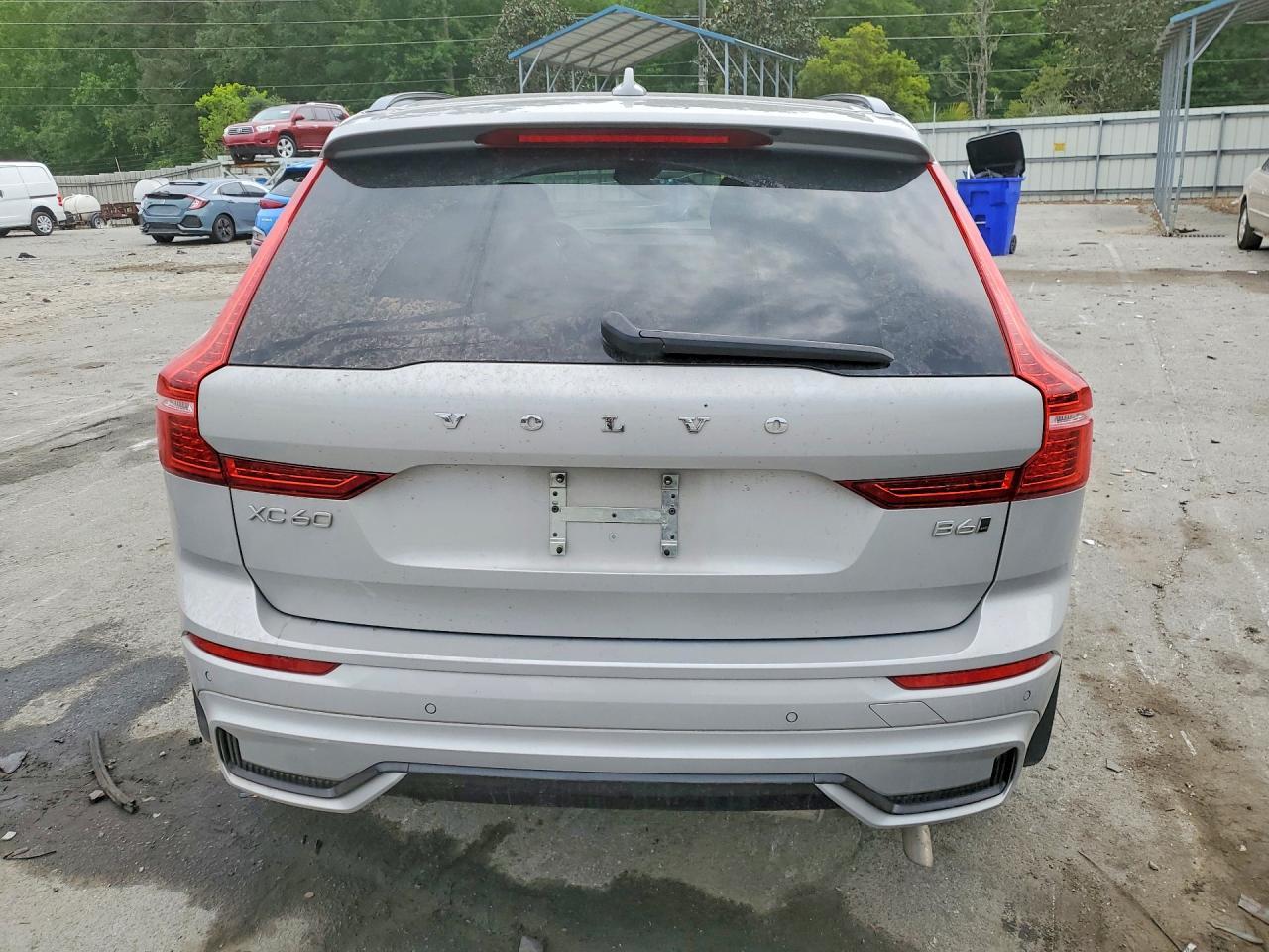 2023 VOLVO XC60