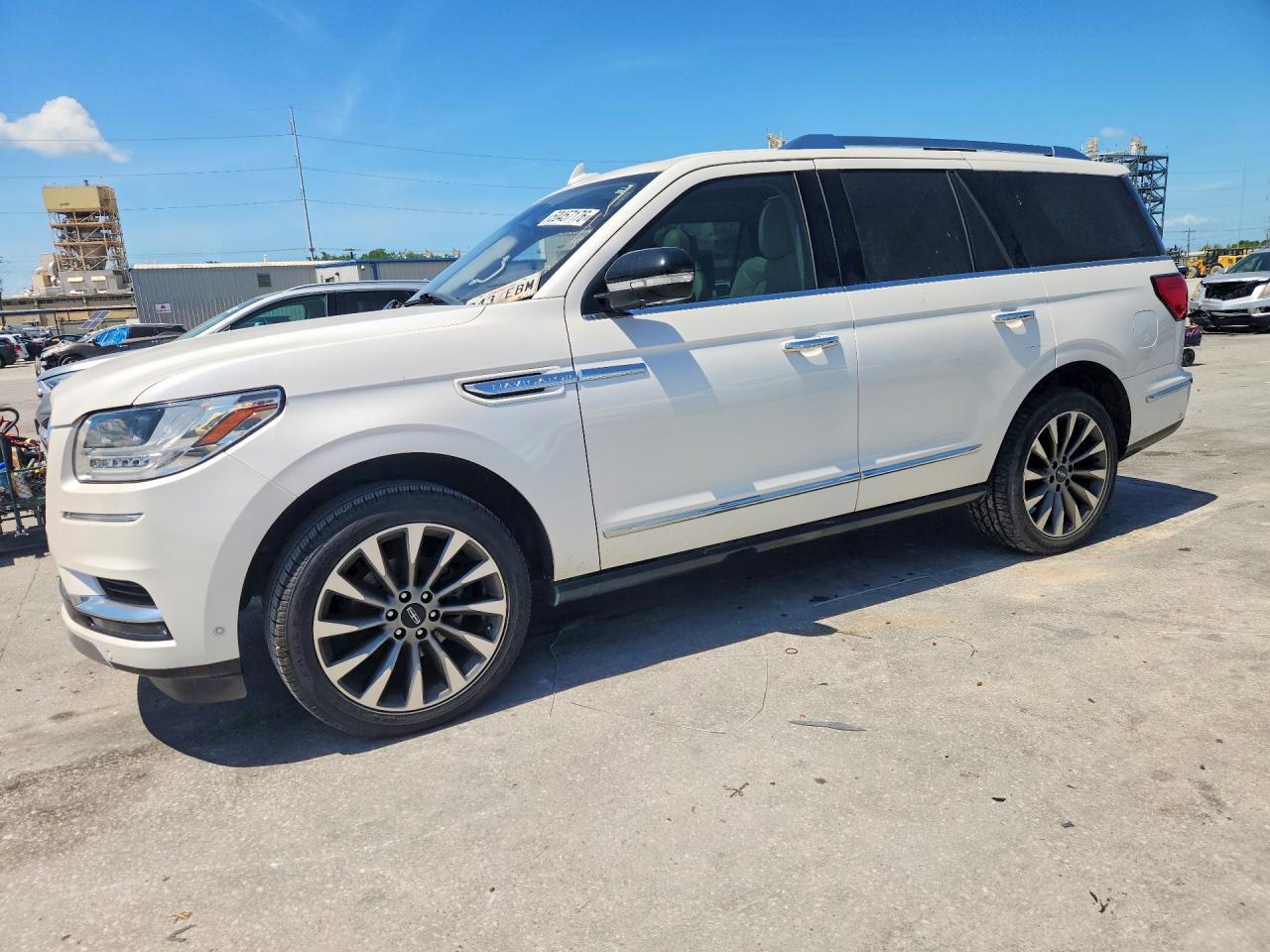 2019 LINCOLN Navigator