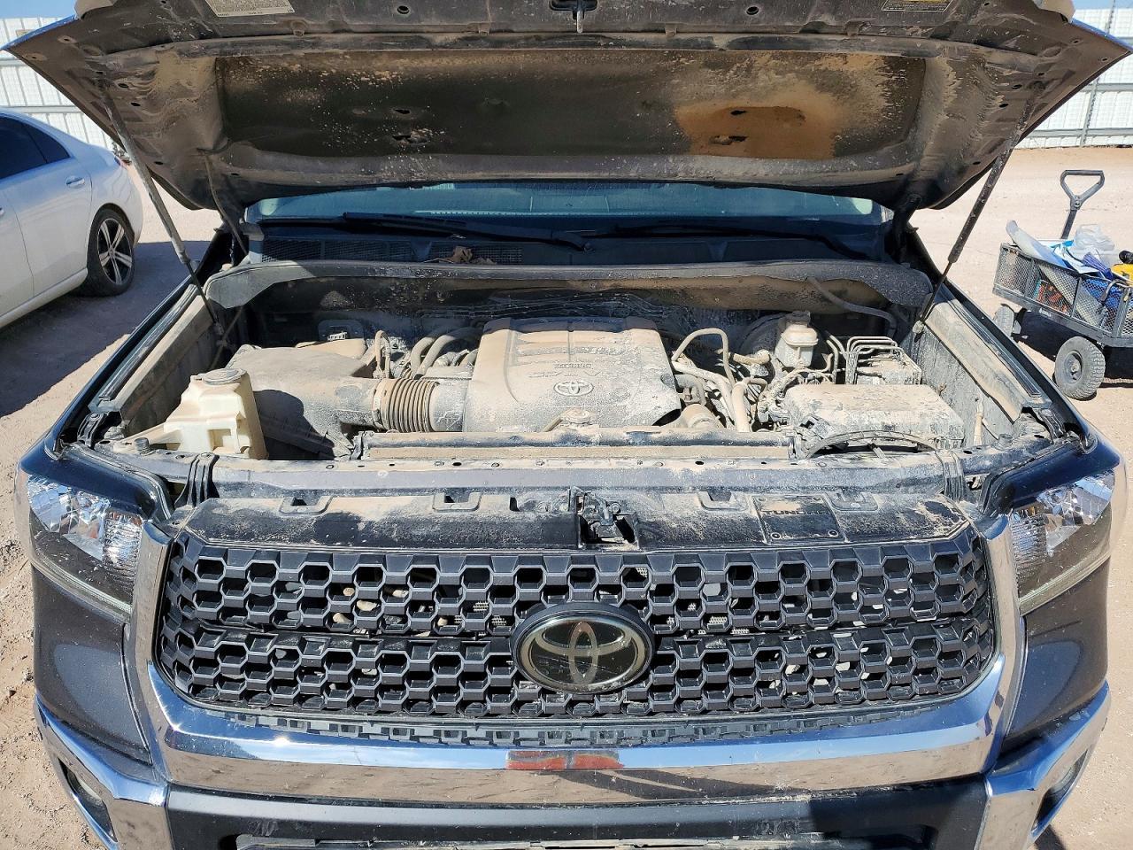 2018 TOYOTA TUNDRA