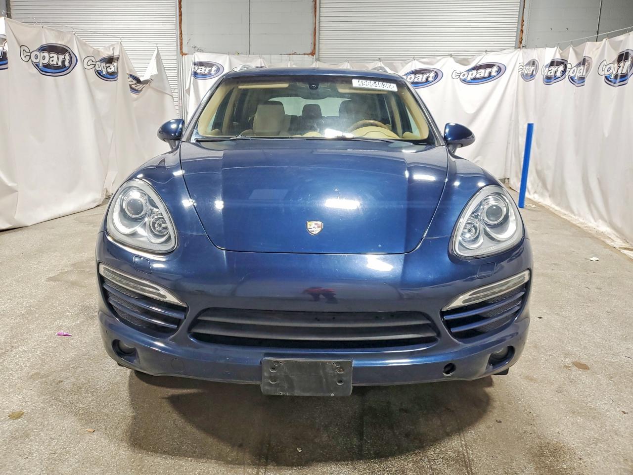2014 PORSCHE CAYENNE