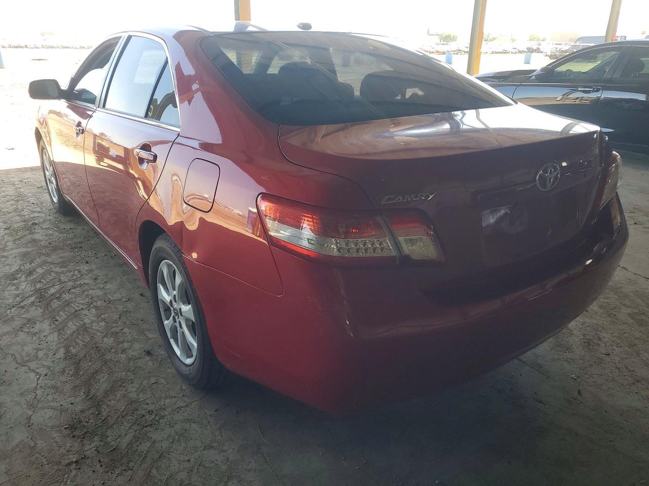 2010 TOYOTA CAMRY