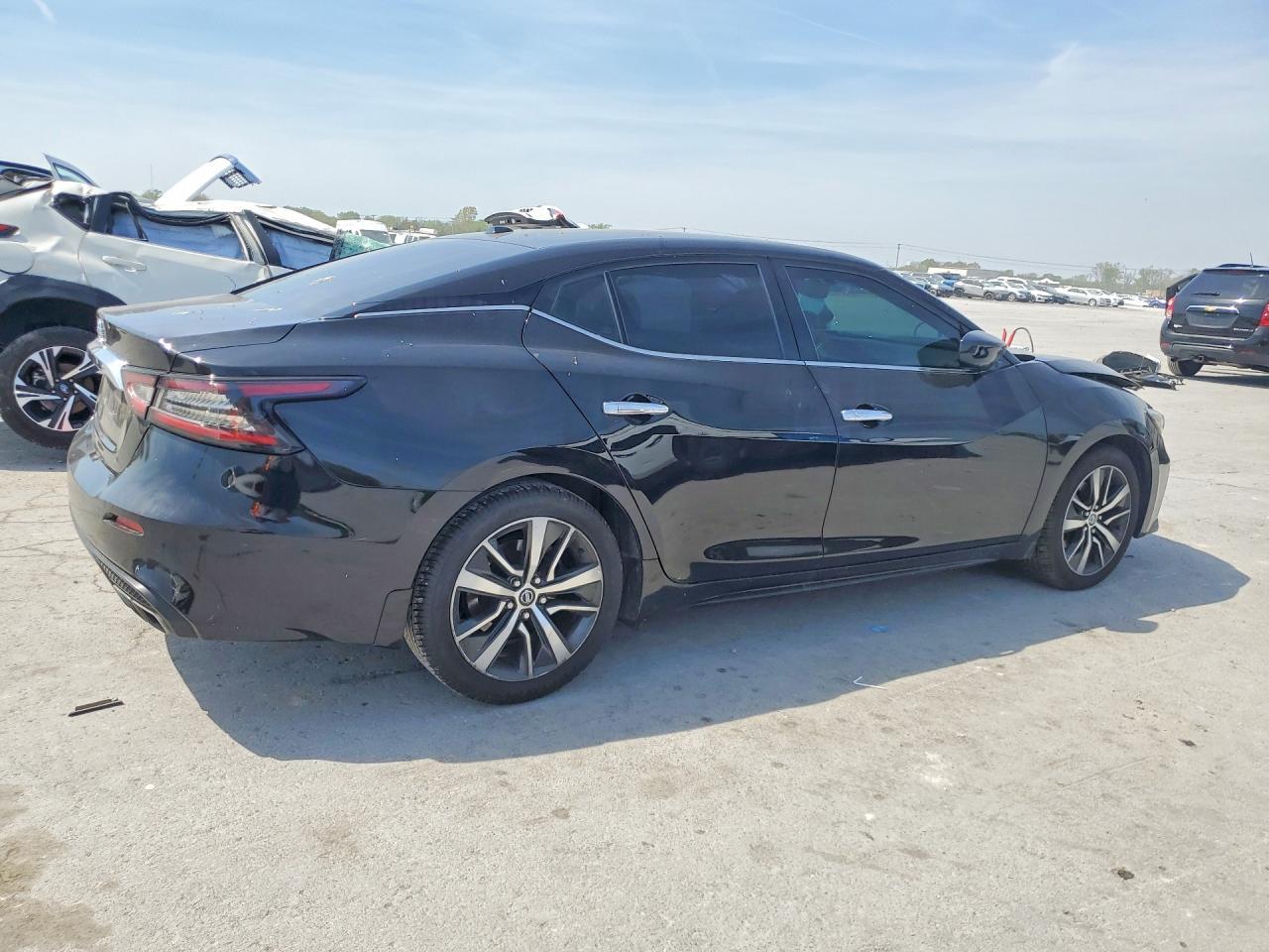 2019 NISSAN Maxima