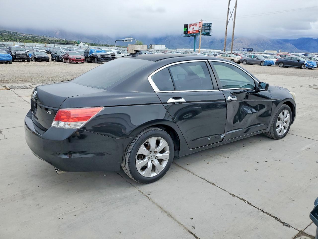 2010 HONDA ACCORD