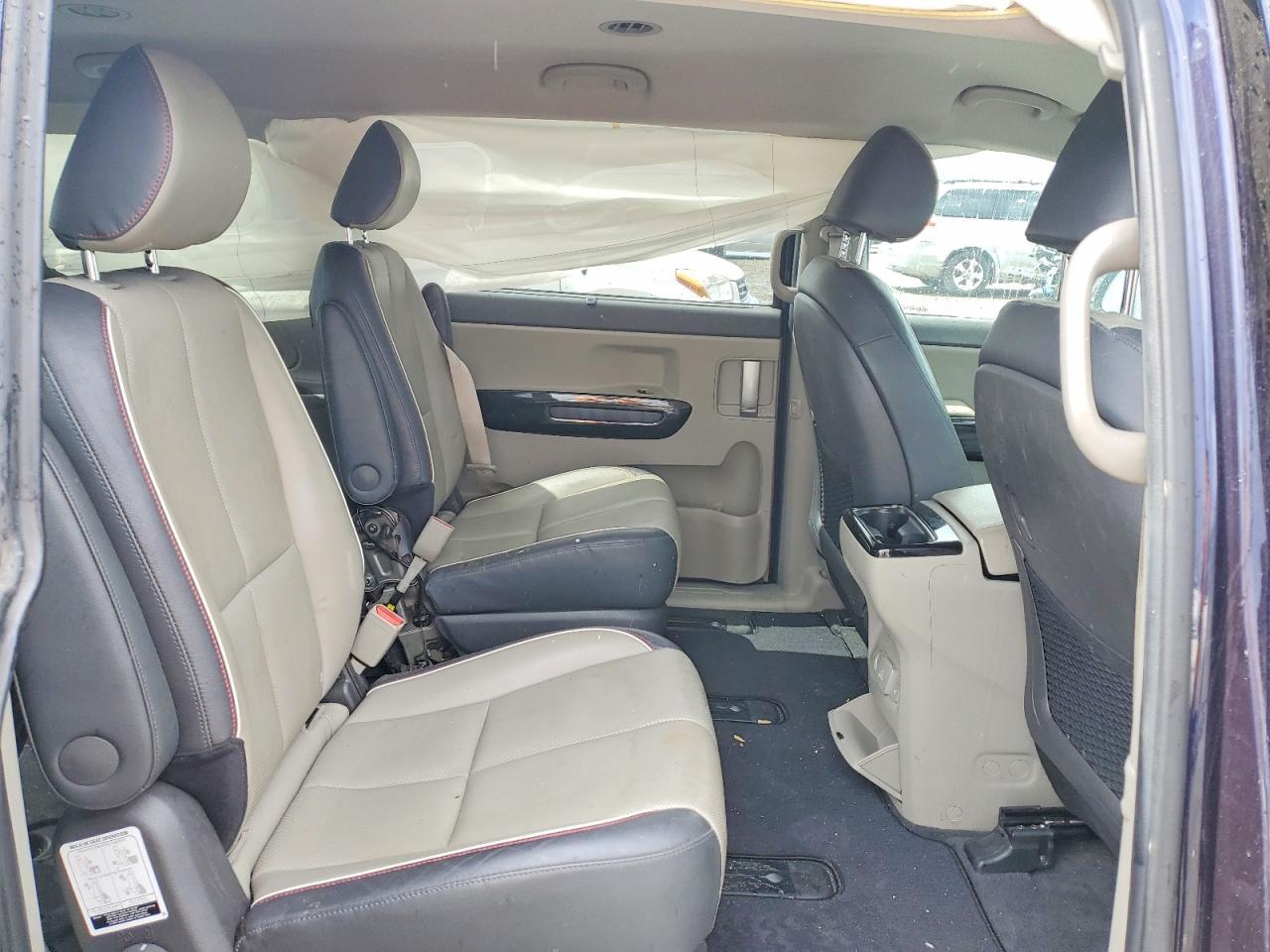 2018 KIA SEDONA