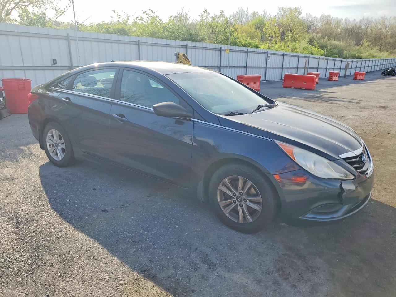 2011 HYUNDAI SONATA