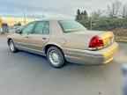 2001 FORD Crown Victoria