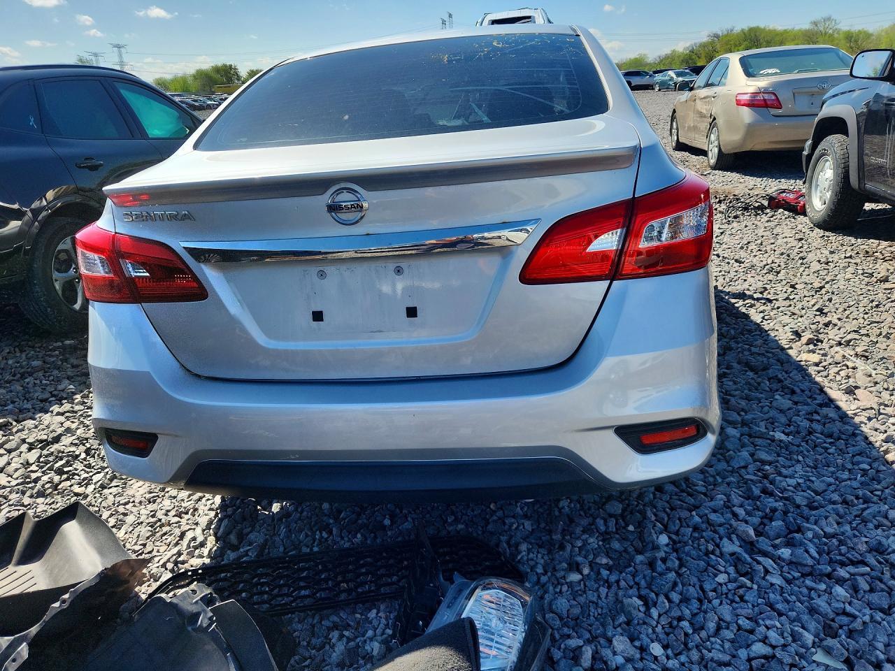 2017 NISSAN SENTRA