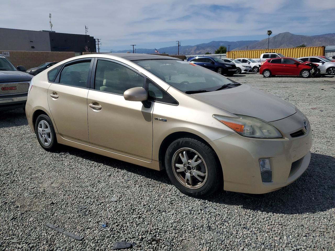 2010 TOYOTA PRIUS