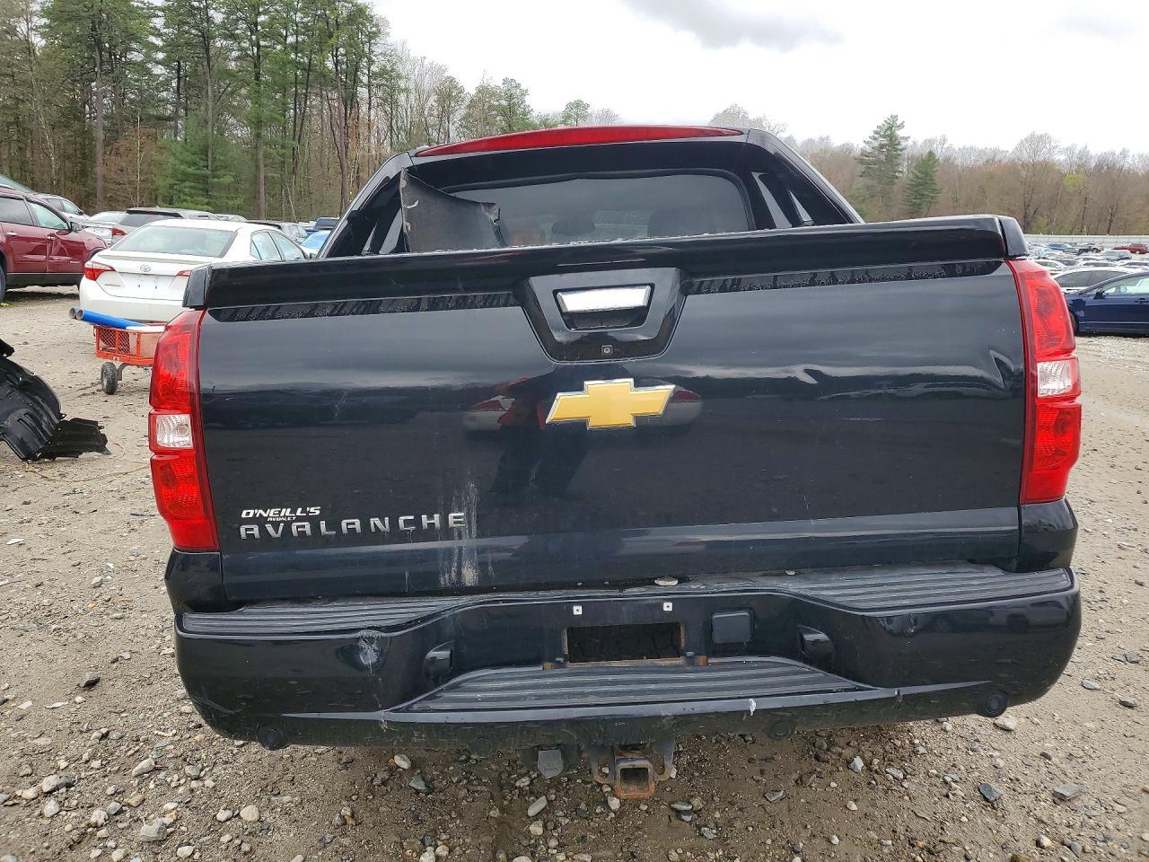 2013 CHEVROLET Avalanche