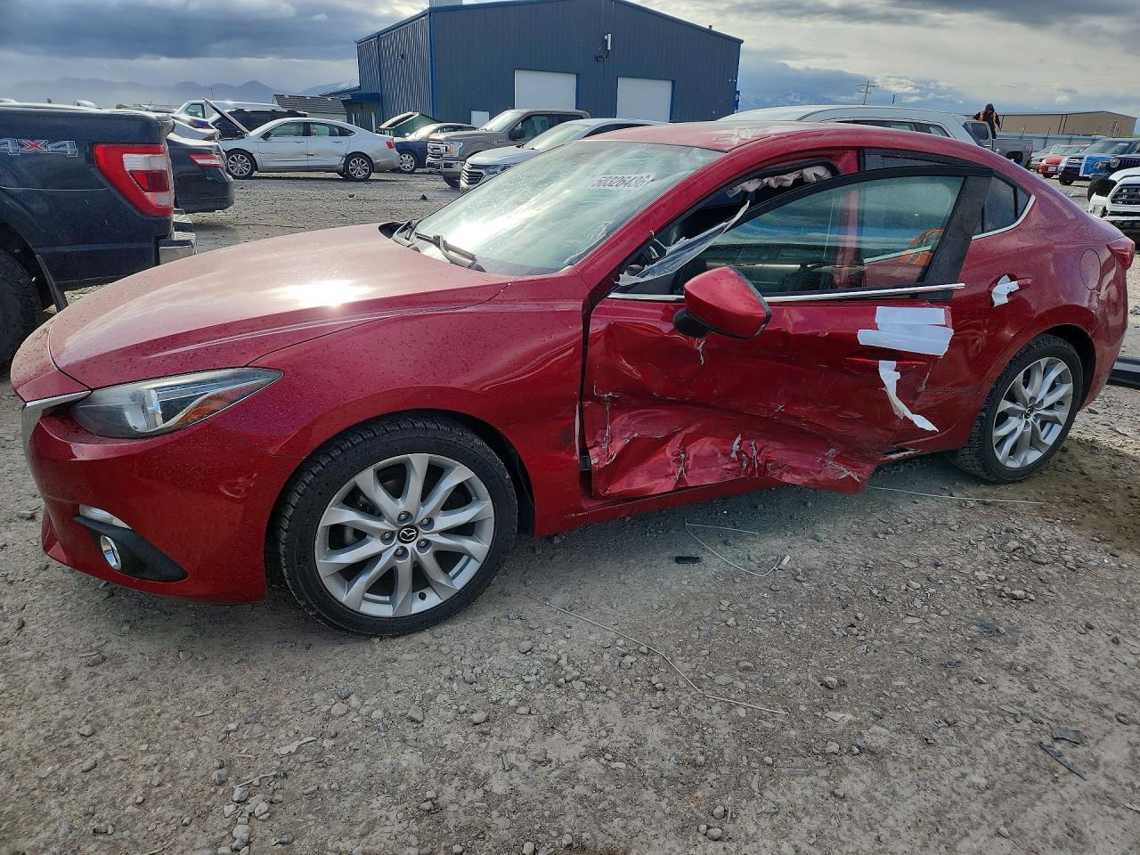 2015 MAZDA 3