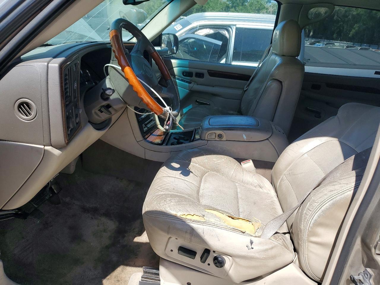 2002 CADILLAC ESCALADE