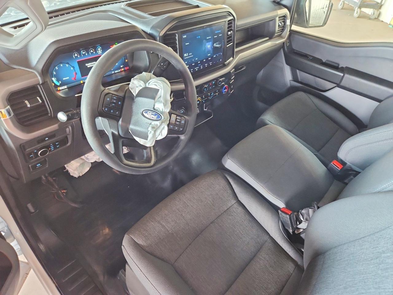 2025 FORD F-150 Lightning