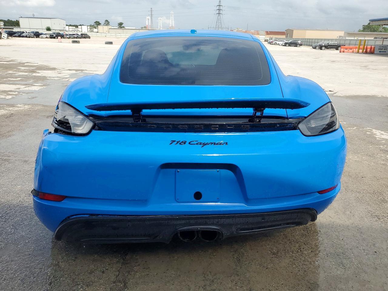 2024 PORSCHE Cayman