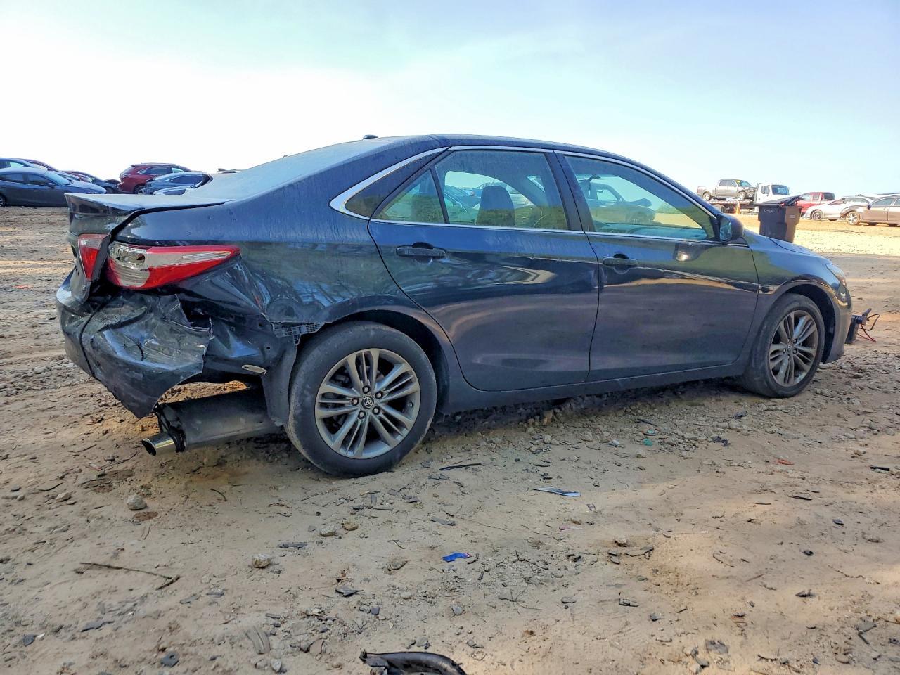 2017 TOYOTA CAMRY