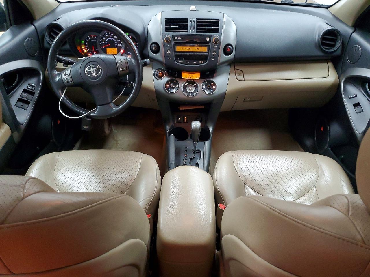 2011 TOYOTA RAV4