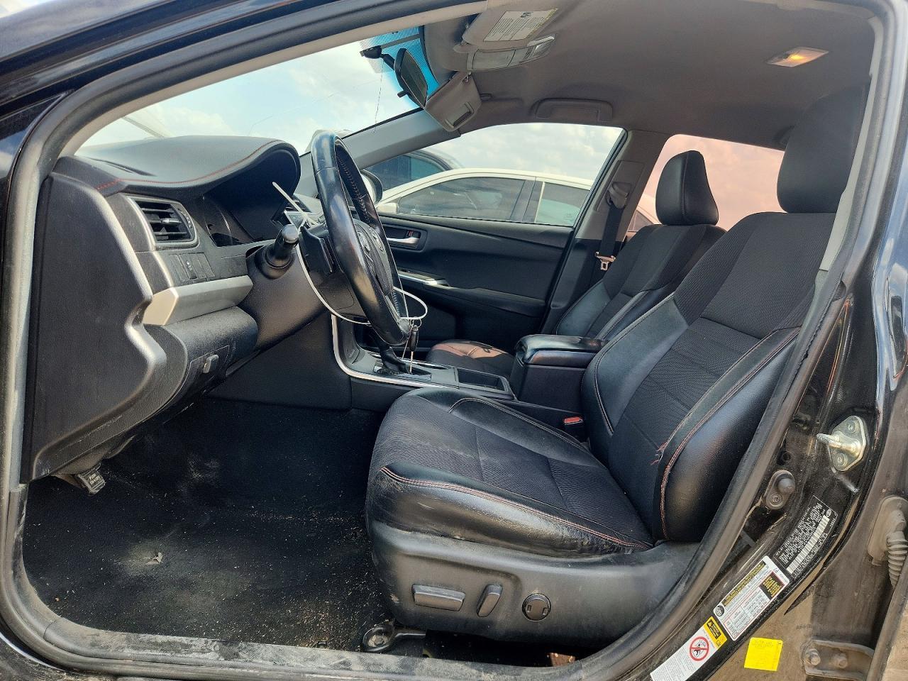 2017 TOYOTA CAMRY