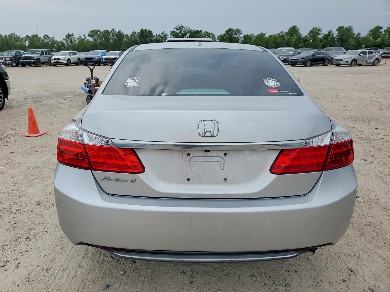 2015 HONDA ACCORD