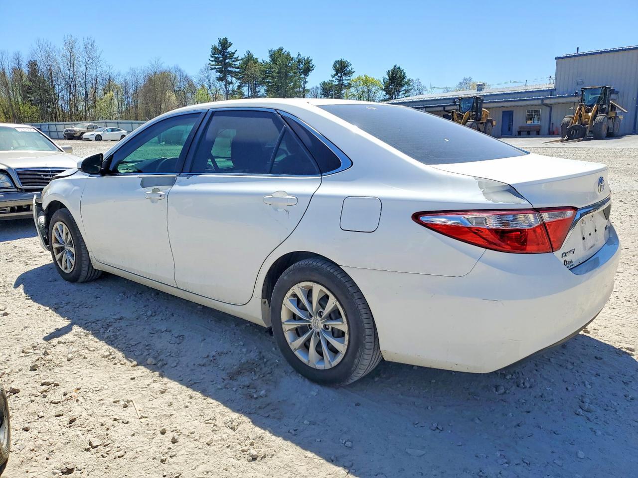 2015 TOYOTA CAMRY