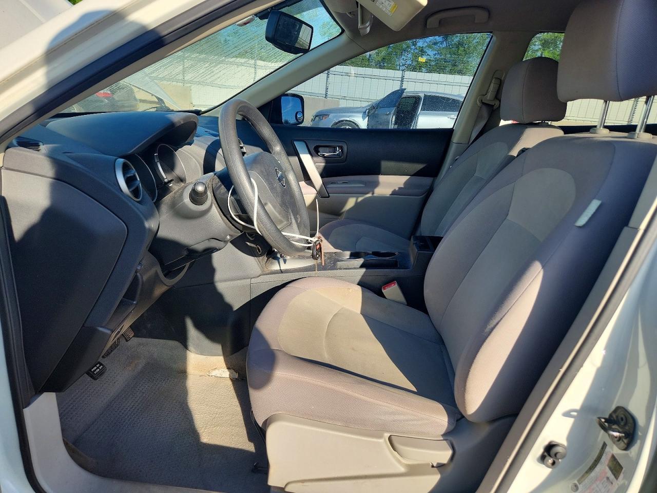 2010 NISSAN ROGUE