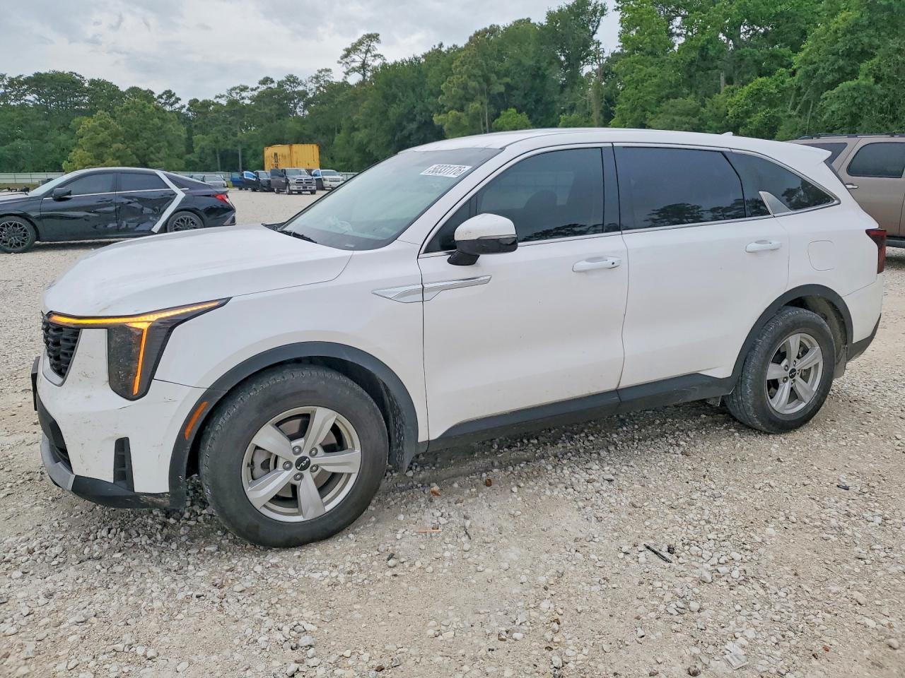 2025 KIA SORENTO